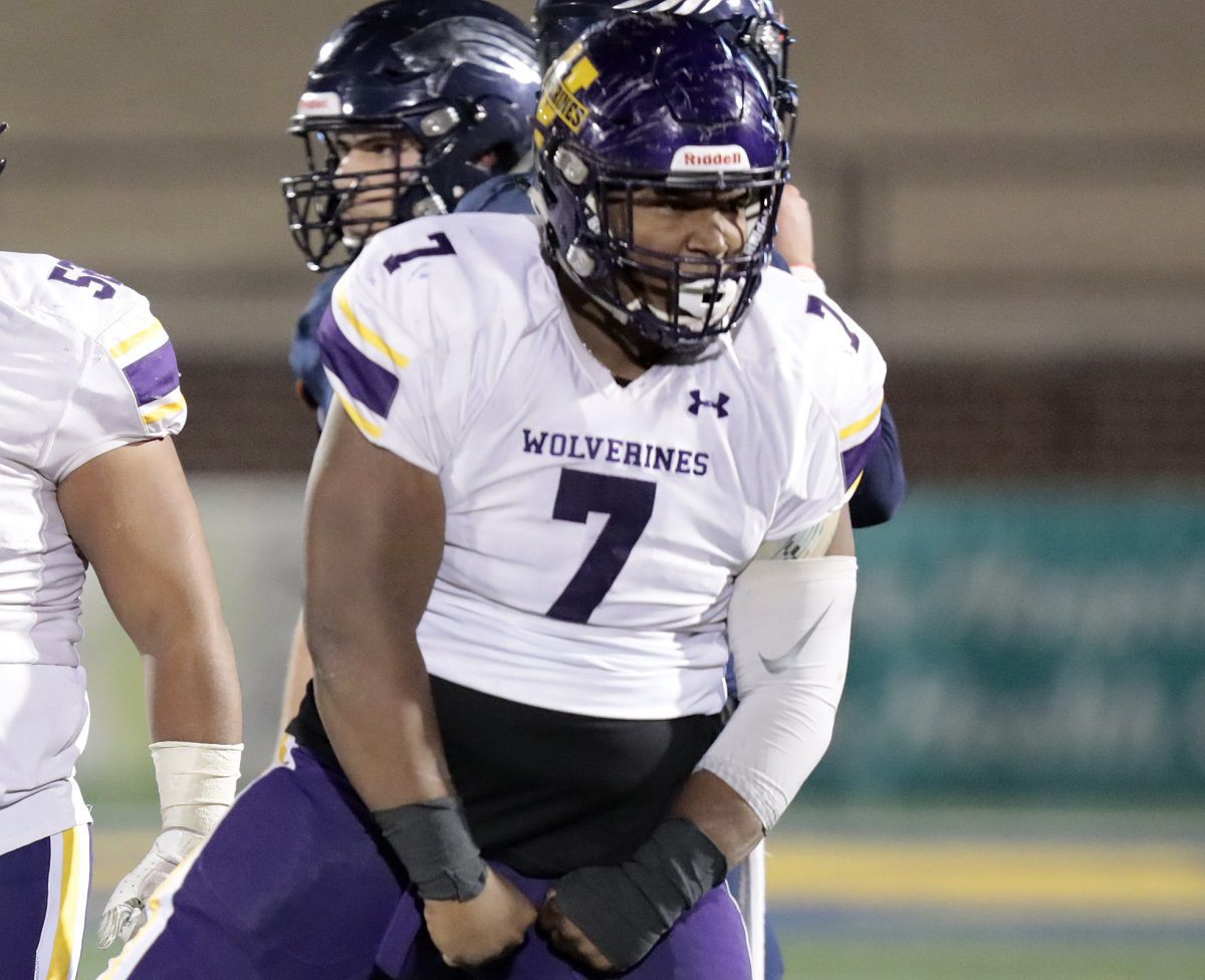 2019 All-State first team (defense): DL Solomon Wright